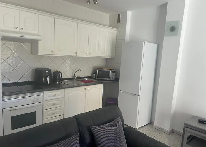 Апартаменти One Bedroom 2 Persons *